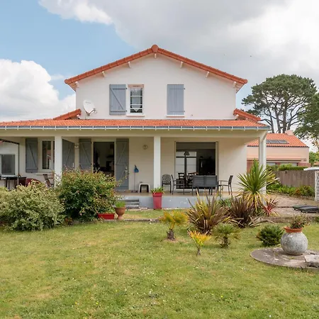 15 - Terrasse Et Jardin, 150m Pornic