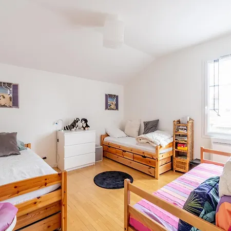 15 - Terrasse Et Jardin, 150m بيت للعطل