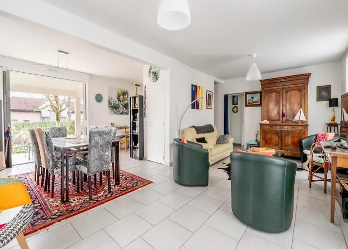 15 - Terrasse Et Jardin, 150m Ferienhaus *